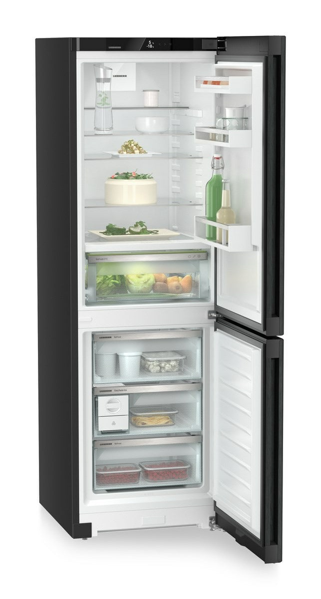 Liebherr CBNbda 5223 plus BioFresh NoFrost Fridge-freezer with BioFresh and NoFrost