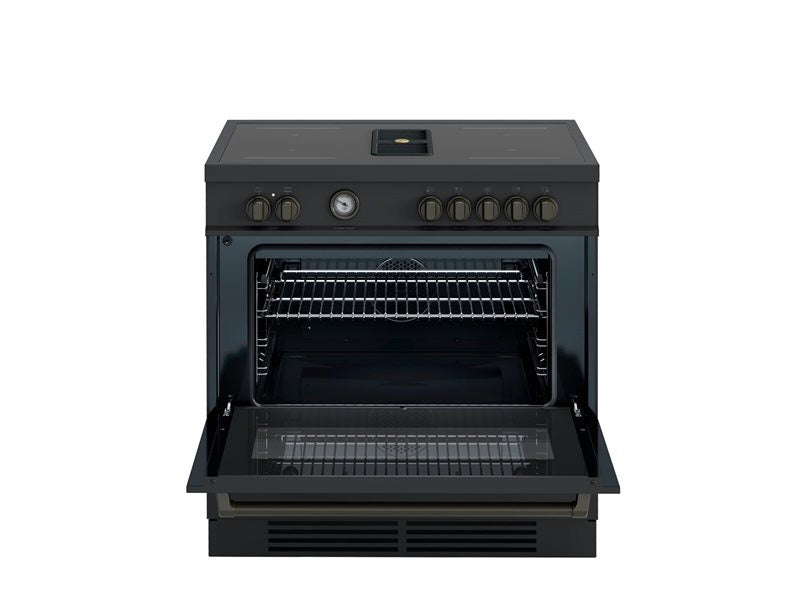 Bertazzoni Master Series 90cm Air-Tec cooker with induction top and integrated hood