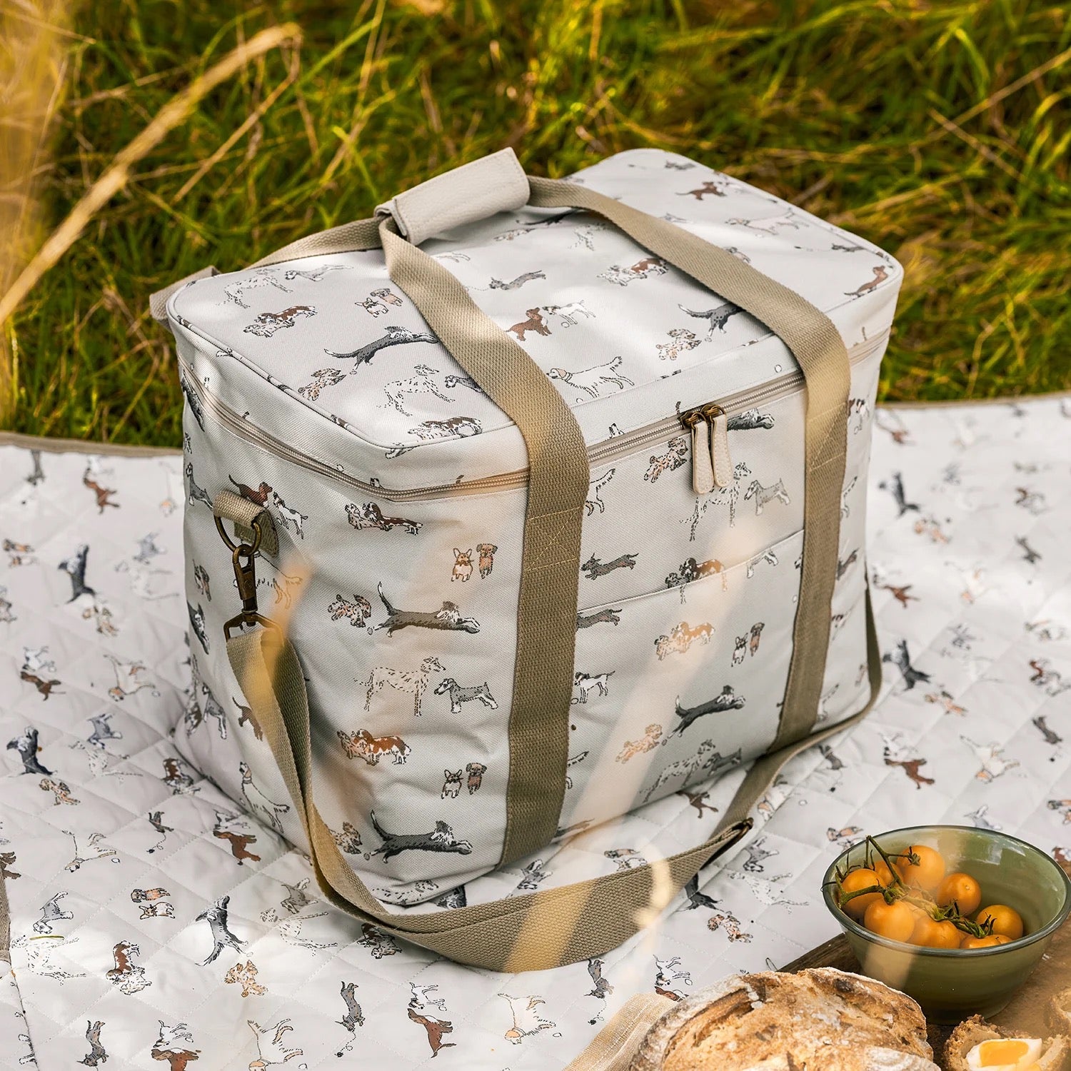 Sophie Allport Doggy Daycare Picnic Bag