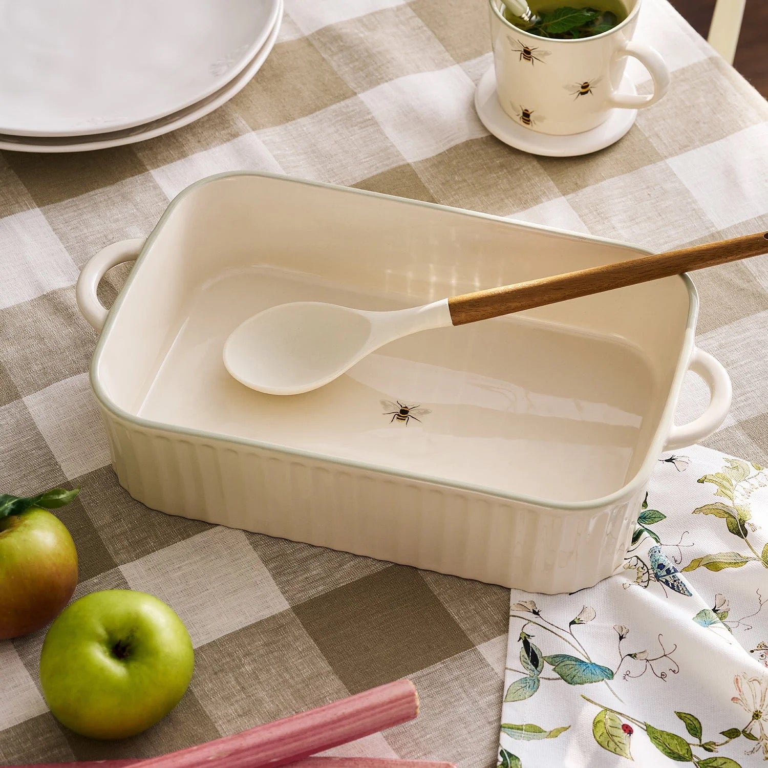 Sophie Allport Bees Stoneware Roasting Dish