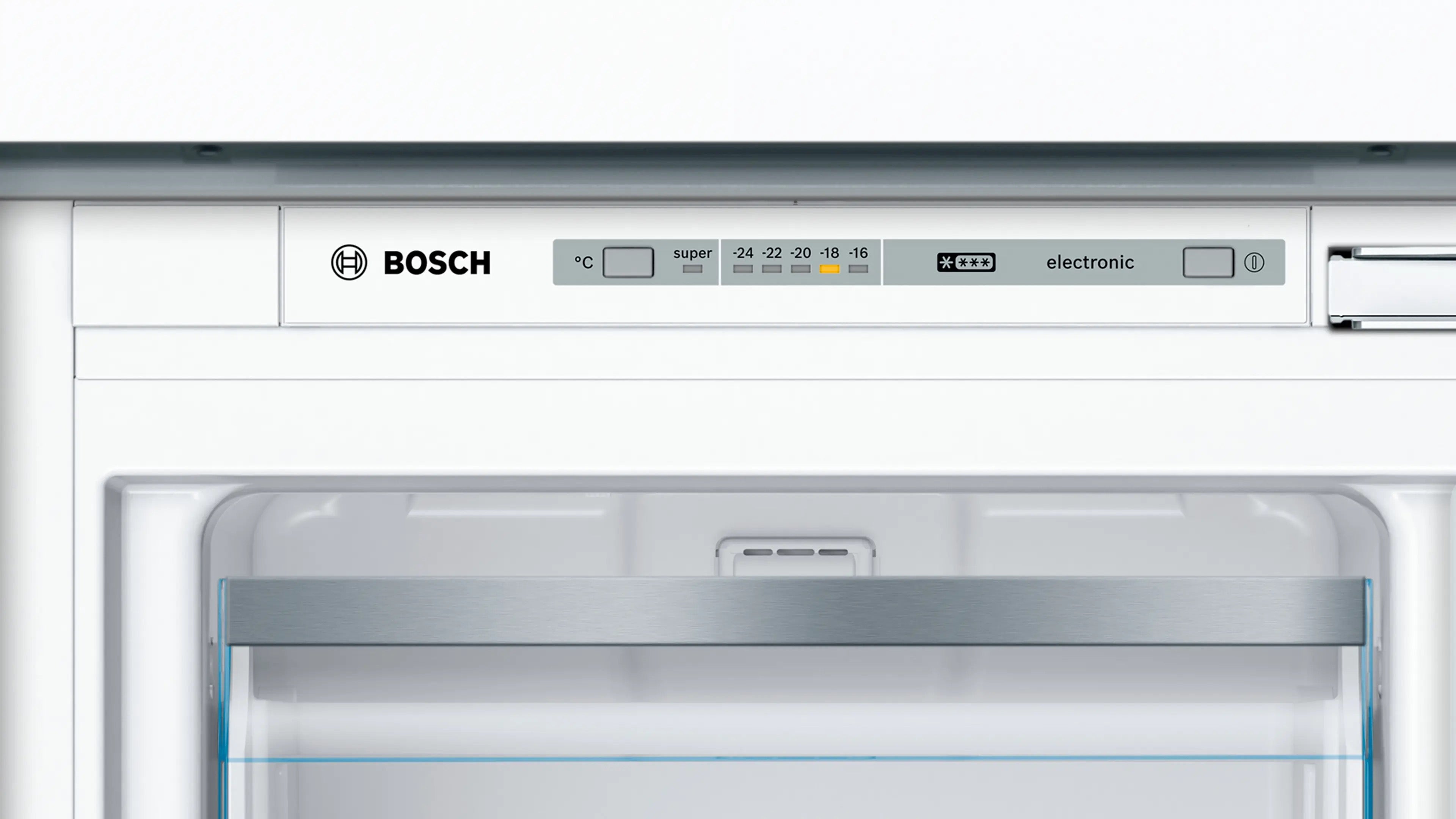 Bosch Built-In Freezer 87.4 x 55.8 cm flat hinge - GIV21AFE0