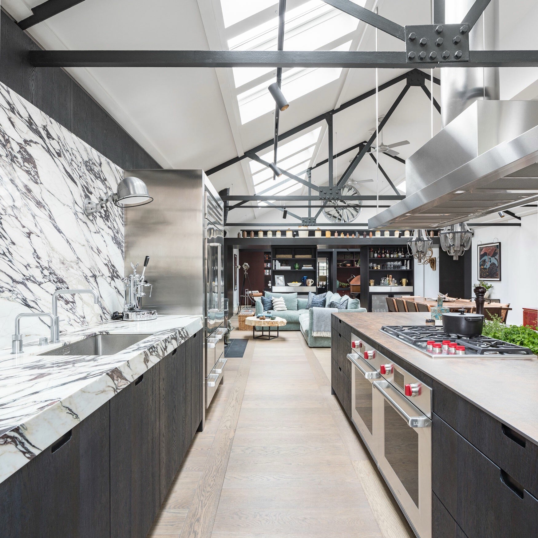 Wolf M Series Professional Single Oven ICBSO3050PM/S/P