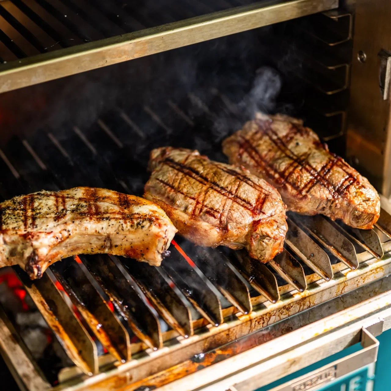 Charlie Oven Argentine Parrilla V Grill Rack
