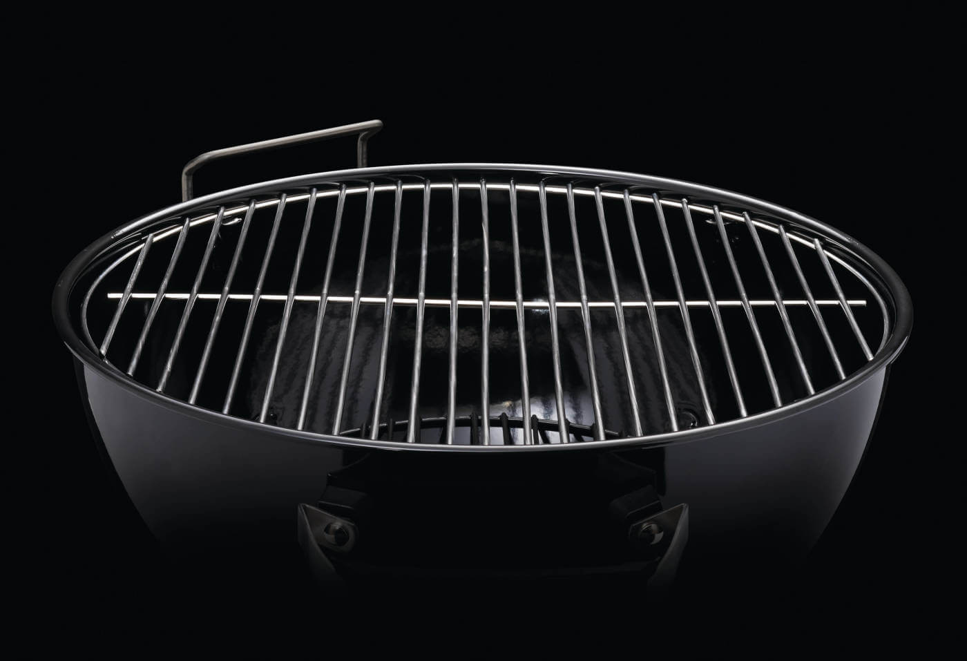 Premium 18 Charcoal Kettle | 18 Inch Charcoal Grill | Chrome Cooking Grid | Airflow Control Vents | Outdoor Charcoal BBQ UK | Caterbitz
