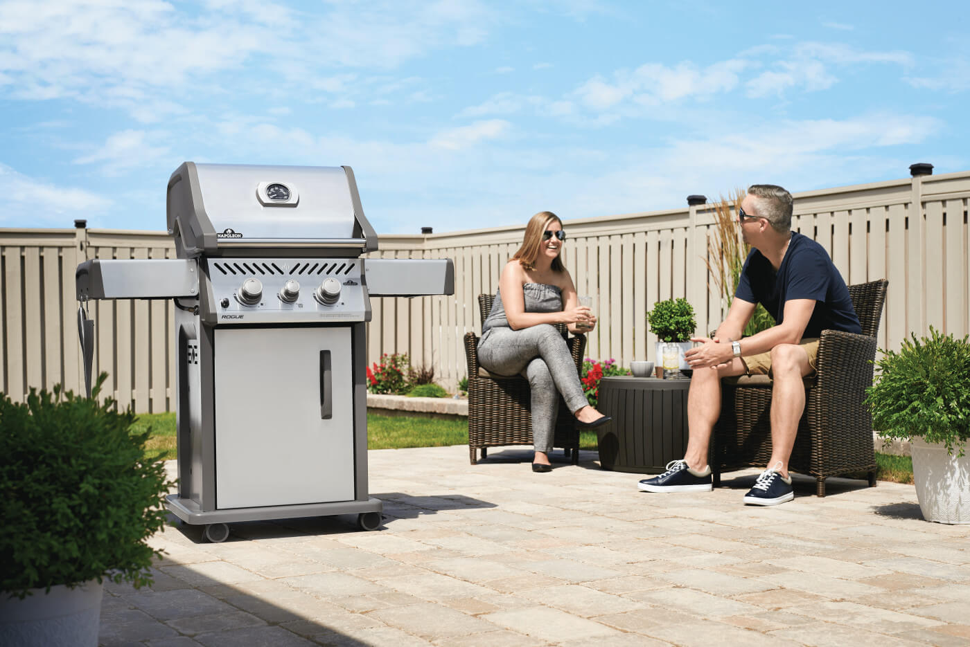 Rogue XT 365 SIB Gas Grill | Compact 2 Burner BBQ | Stainless Steel | Infrared Sizzle Zone | Cast Iron WAVE Grids | Caterbitz UK