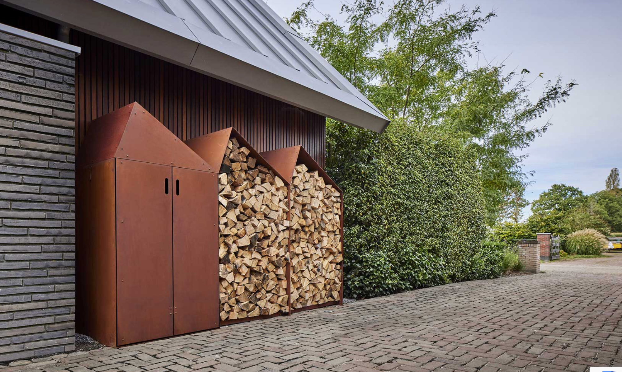 RB73 Wood storage Sheddak 3 houses