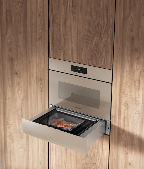 Miele Handleless built-in vacuum drawer, 14 cm high EVS 7010