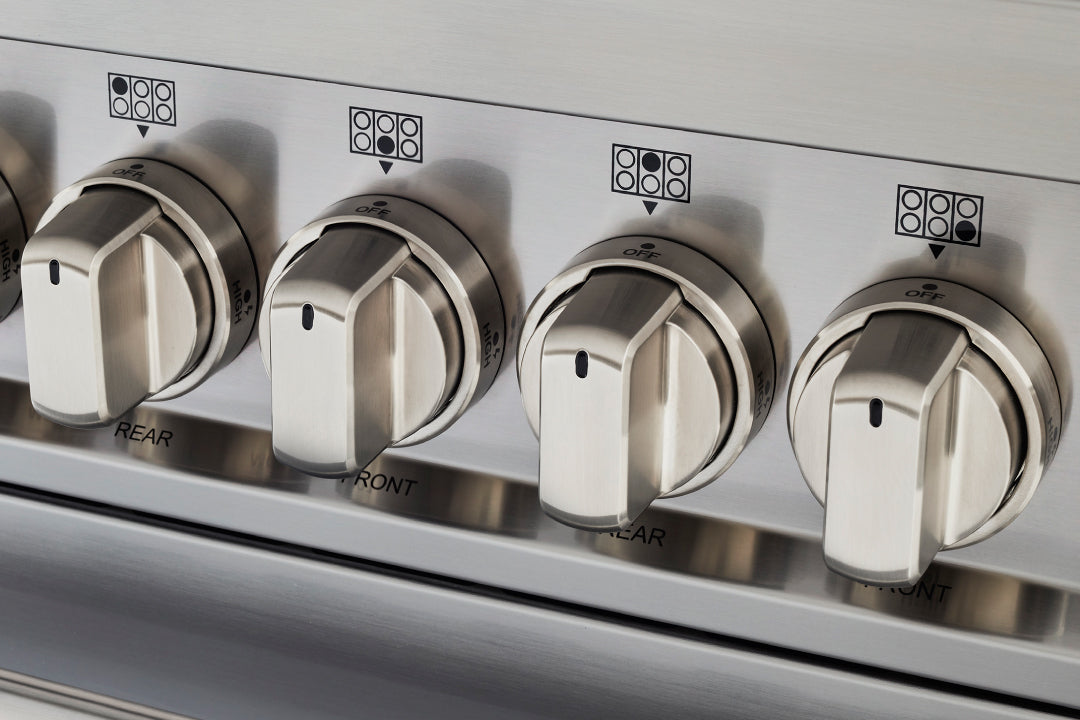 Bertazzoni Master Series 110 cm 6-burner electric triple oven