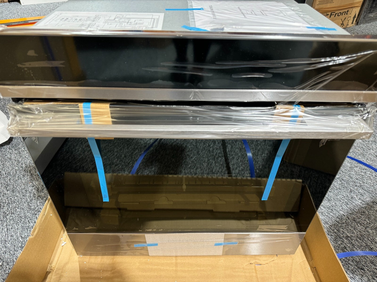 Brand New Fisher & Paykel OS60SDTX1 built in wall Oven Cooker steam appliance