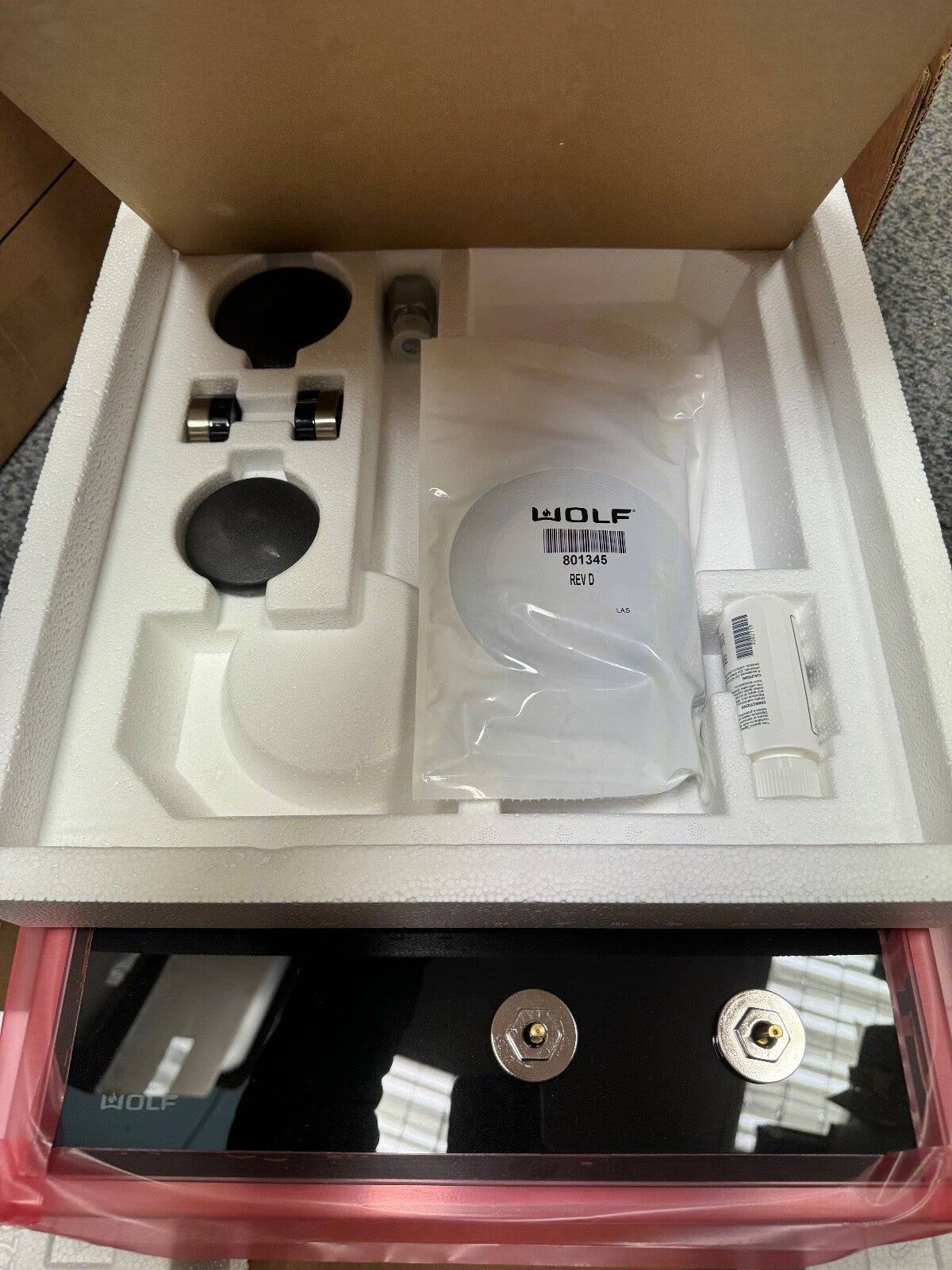 UNUSED Wolf ICBCG152TF/S 2 burner Gas Hob Module Cooktop Appliance Subzero