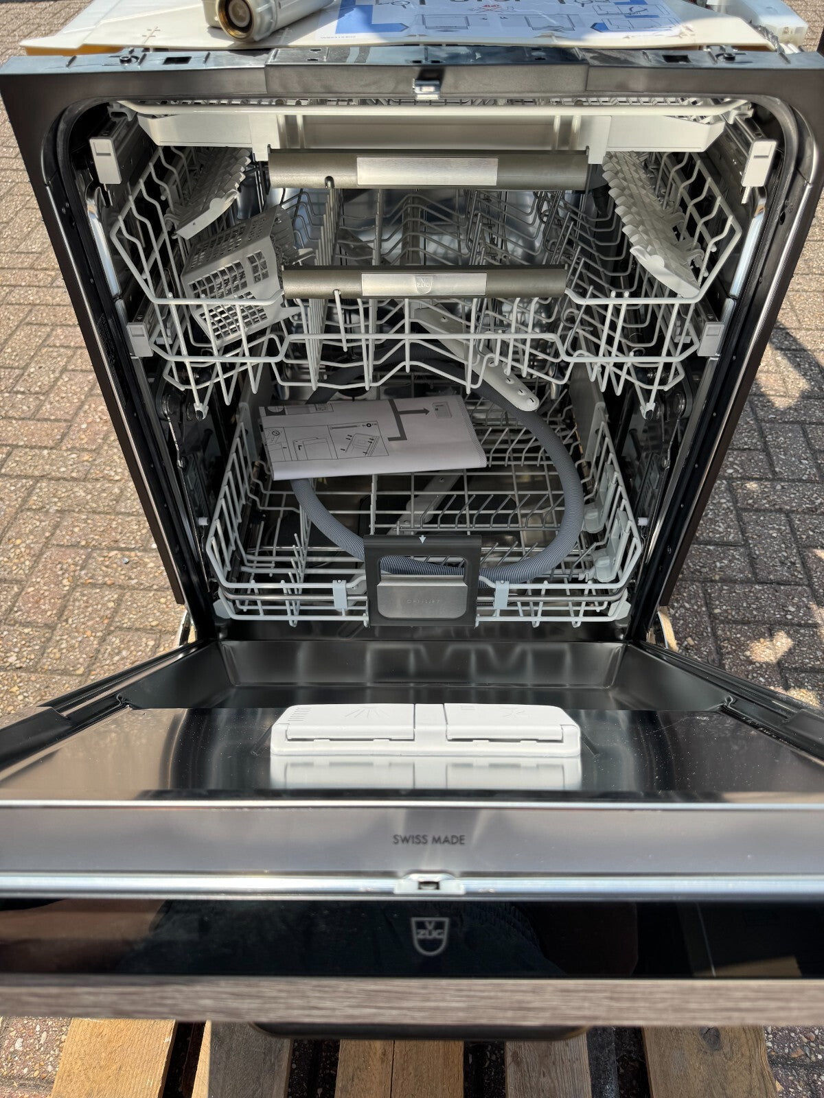 Ex Display UNUSED V-Zug V6000 AdoraDish 60cm Dishwasher With OptiLift BR2311