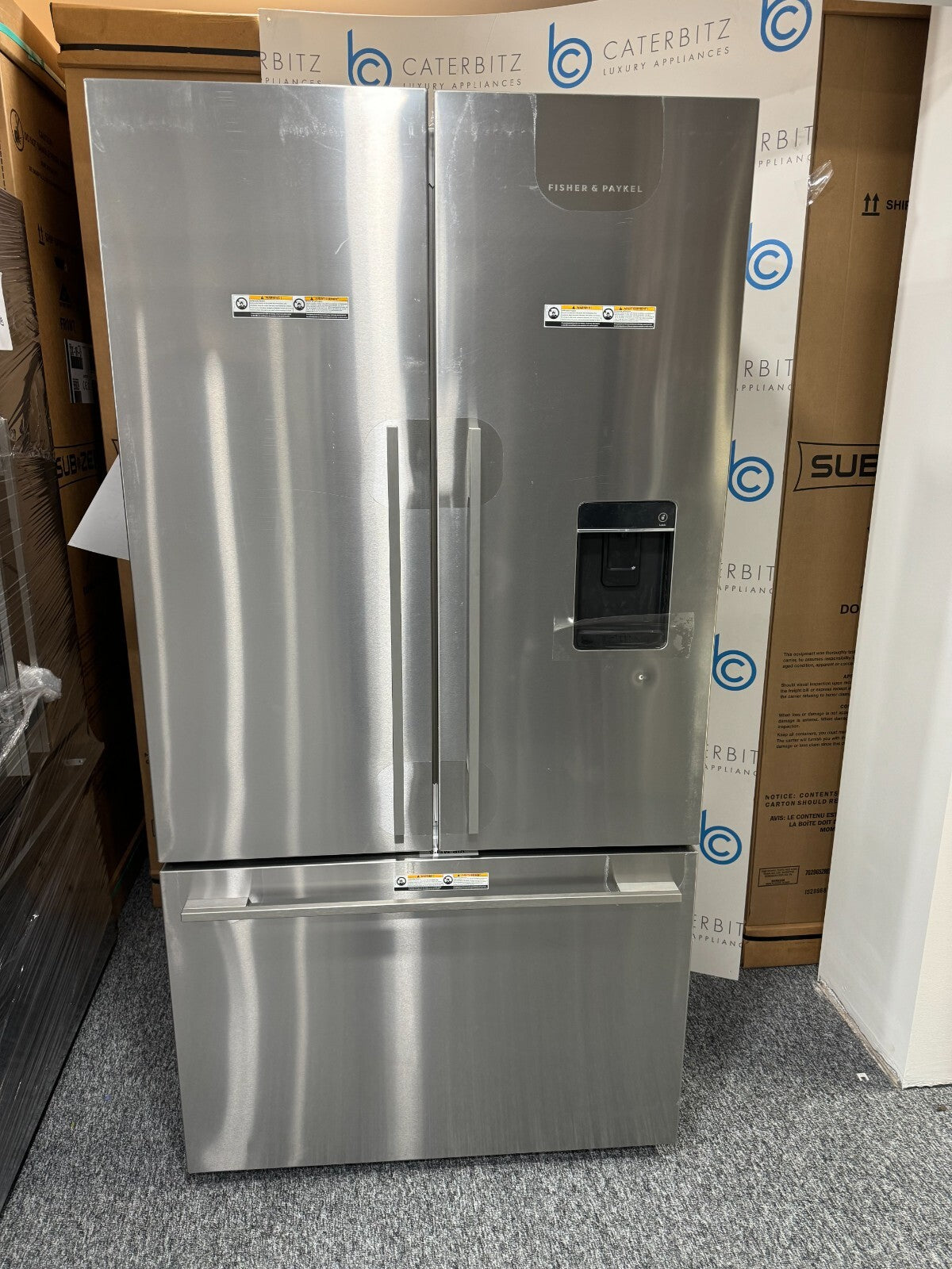 NEW Fisher & Paykel RF540ADUX6 Fridge freezer French Door Freestanding BR583