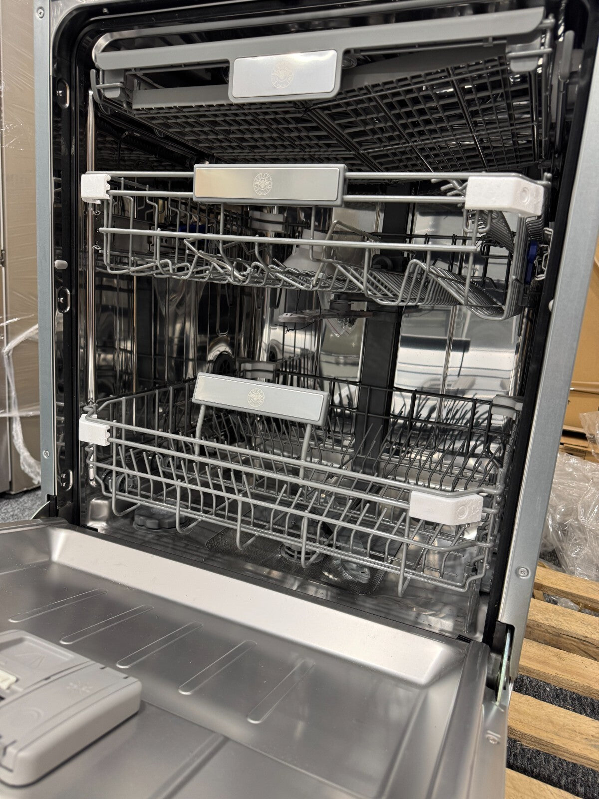 NEW UNUSED Bertazzoni DW6083PRT Dishwasher Integrated 60cm BR2236
