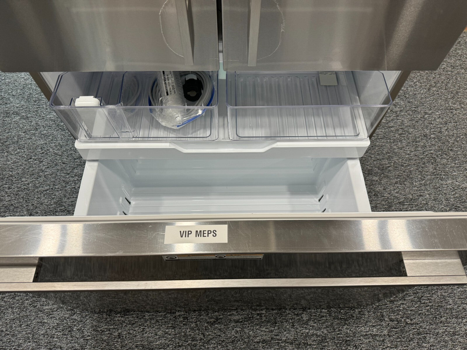 NEW Fisher & Paykel RF610ADJX7 Fridge Freezer Refrigerator appliance BR588
