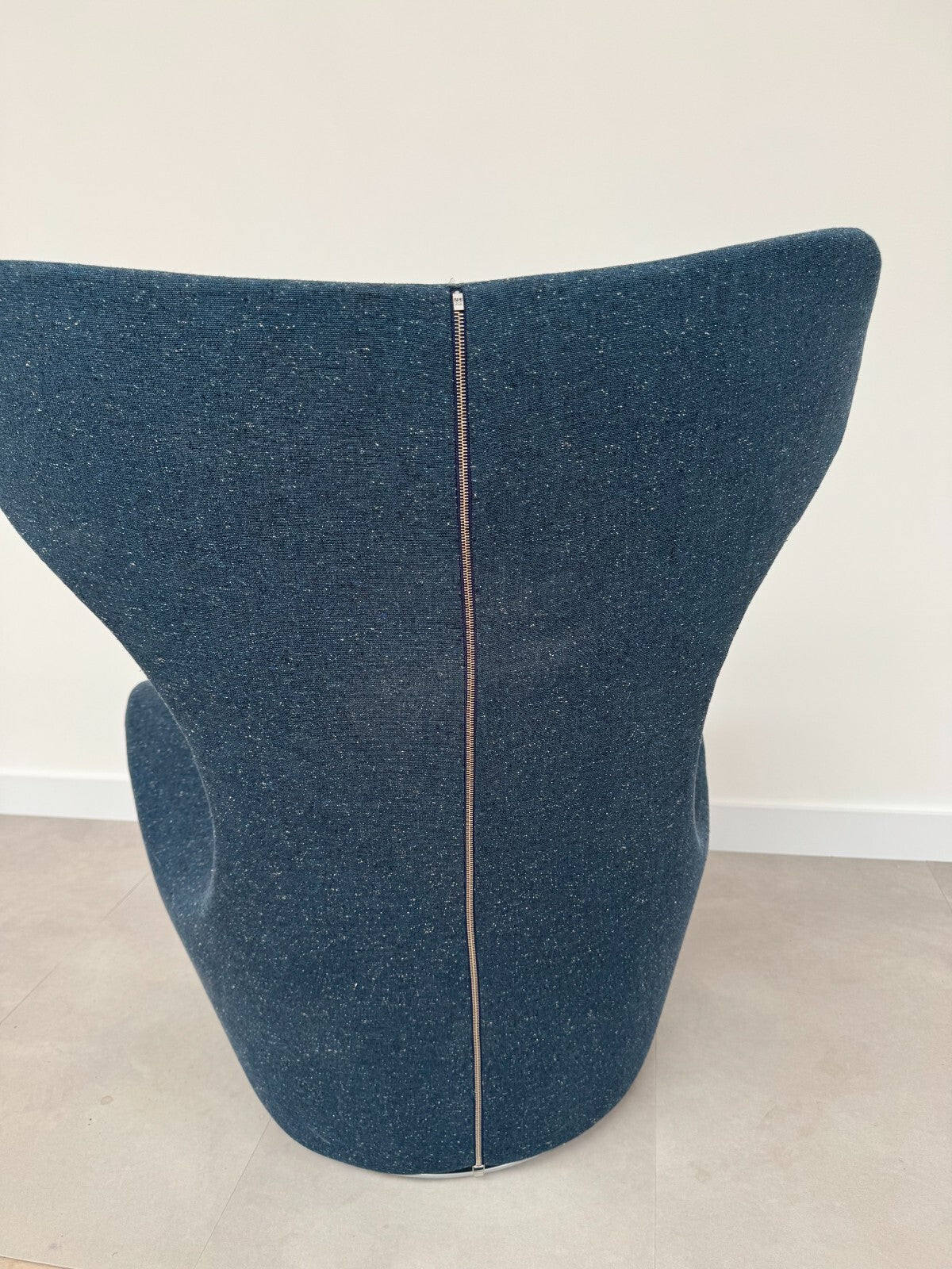 Ex Display B&B Italia Grande Papilio Swivel Lounge Blue Chair AX021