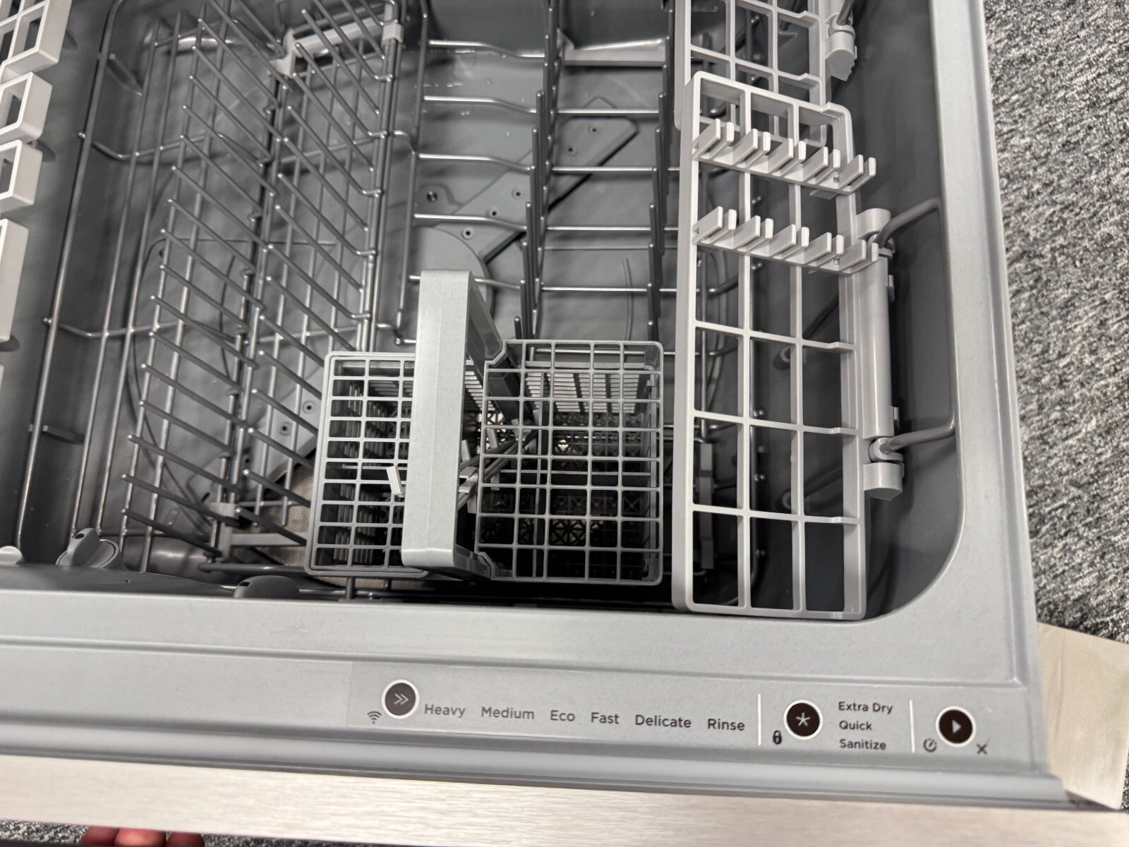 UNUSED Fisher & Paykel DD60DDFHX9 double drawer dishwasher silver BR2299