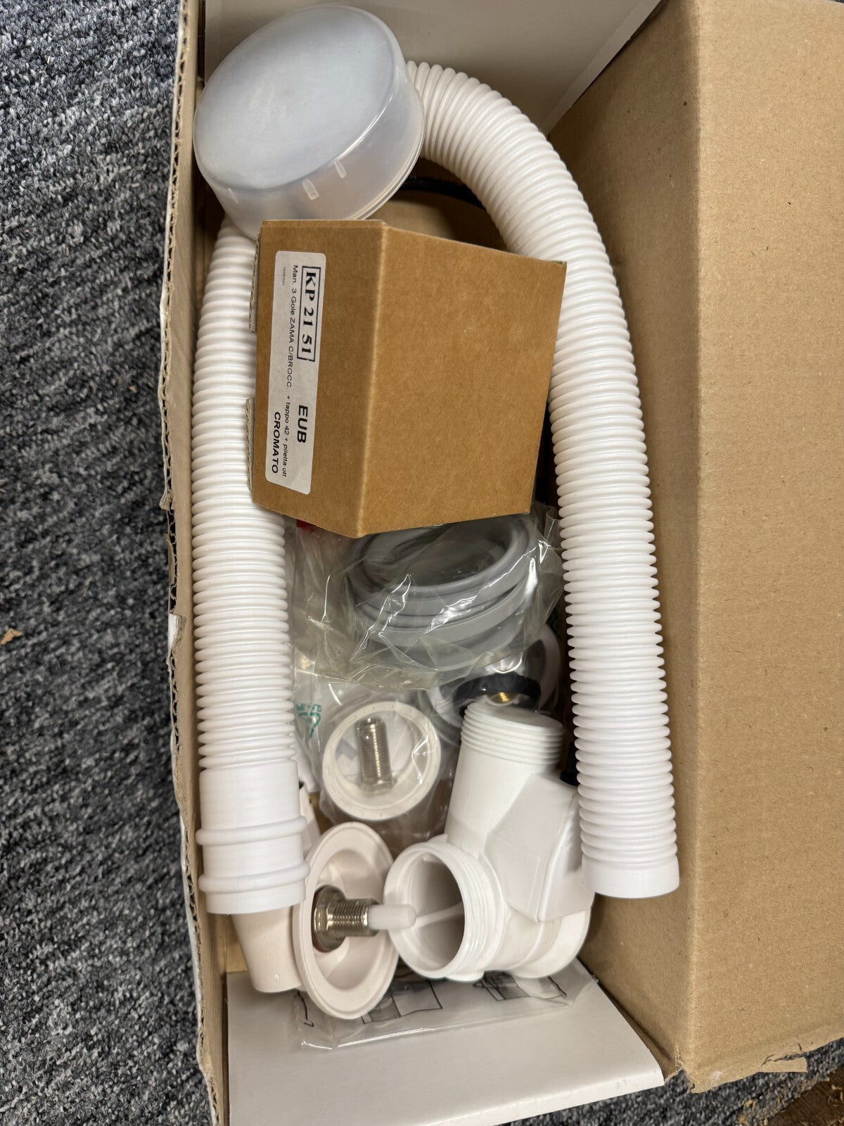 NEW Euro Bath WG-21053 - C/P pop up waste flexi bath Plumbing kit BR2114