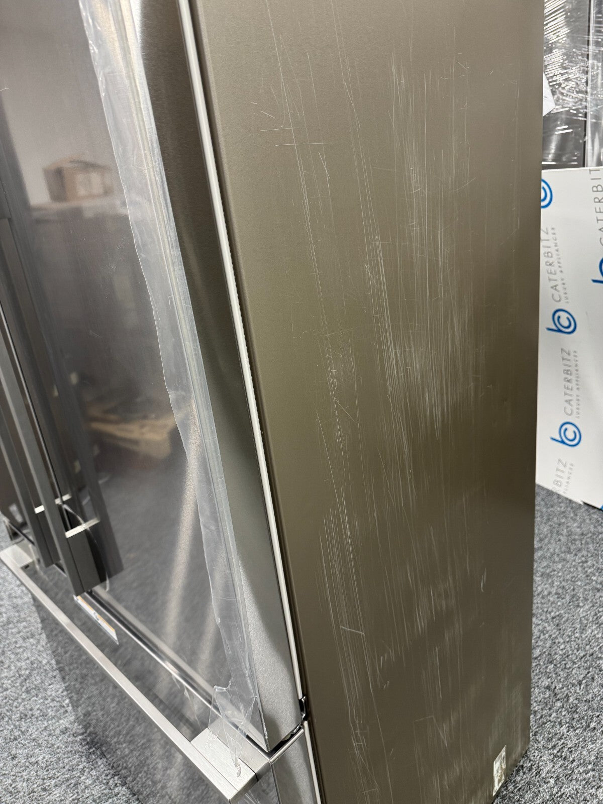UNUSED Fisher & Paykel RF610ADX6 French Door Fridge Freezer ICE BR2278