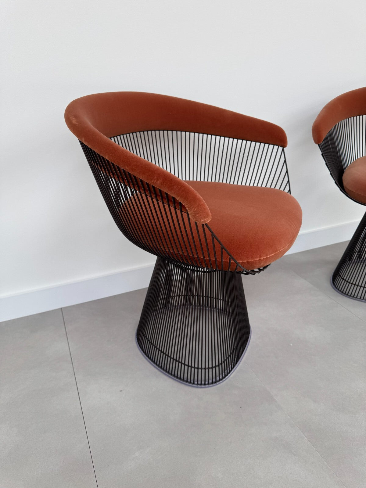 2 Ex Display Knoll Studio Warren Platner Side Chair Orange AX013