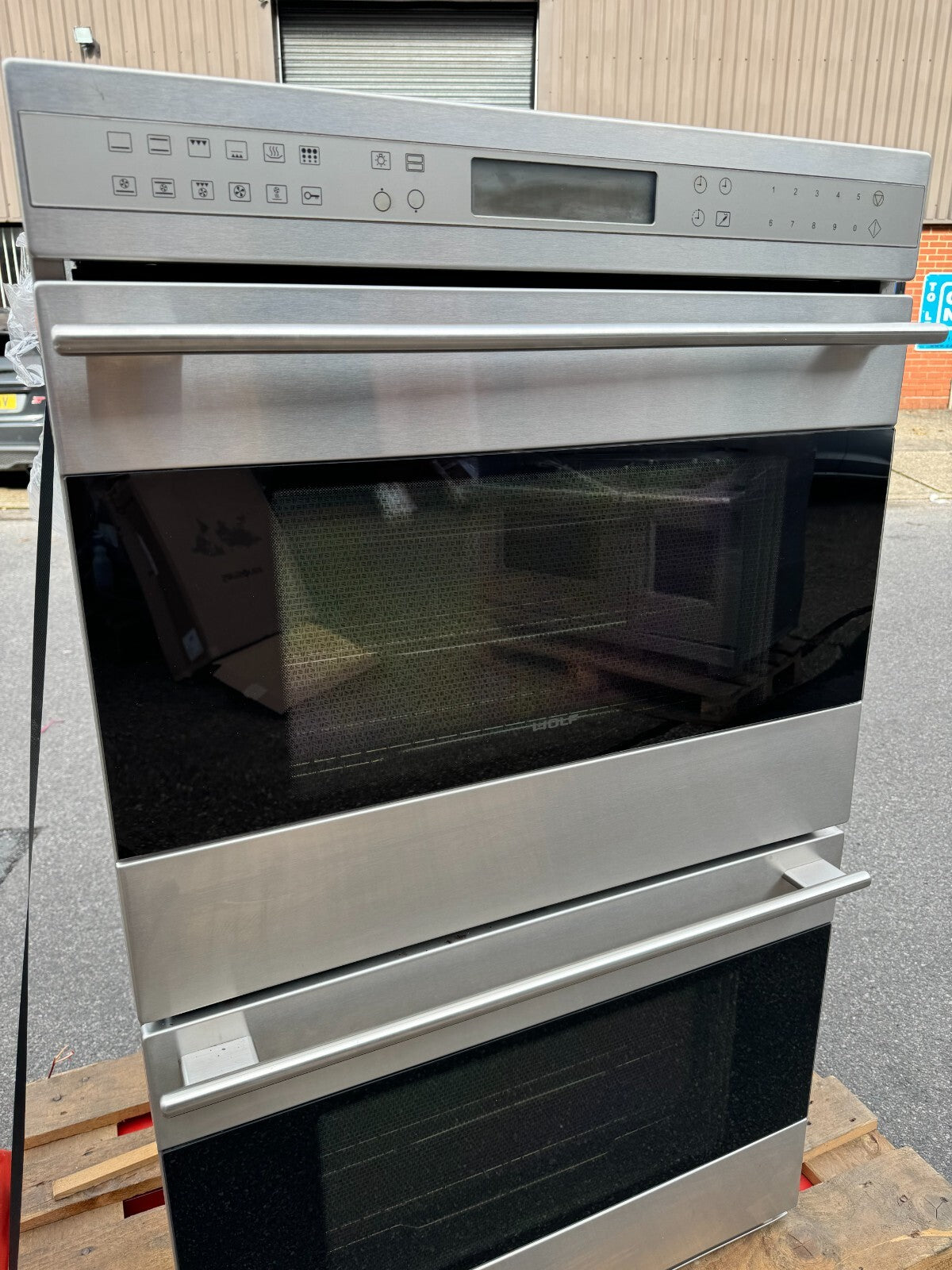 Wolf ICBDO30 Built In Double Oven Cooker Sub Zero appliance B3-267