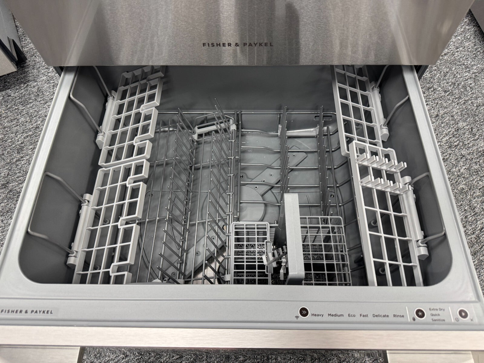 UNUSED Fisher & Paykel DD60DDFHX9 double drawer dishwasher silver BR2299