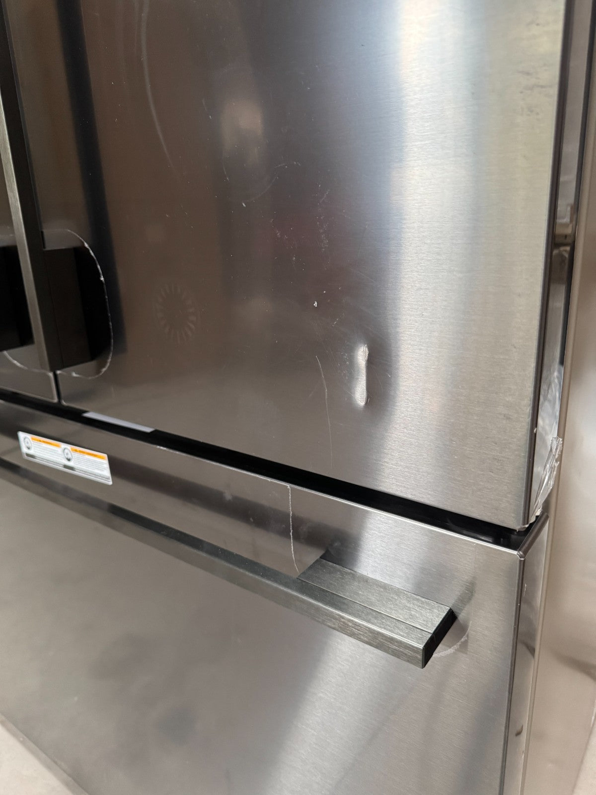 NEW Fisher & Paykel RF540ADUB7  Freestanding French Door Fridge Freezer BR2354