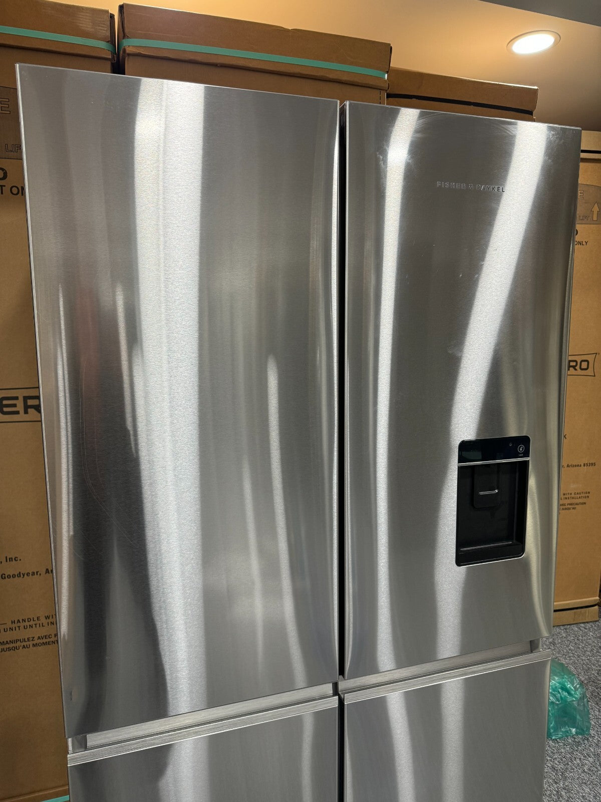 NEW Fisher & Paykel RF605QNUVX1 Fridge Freezer Freestanding Refrigerator BR581