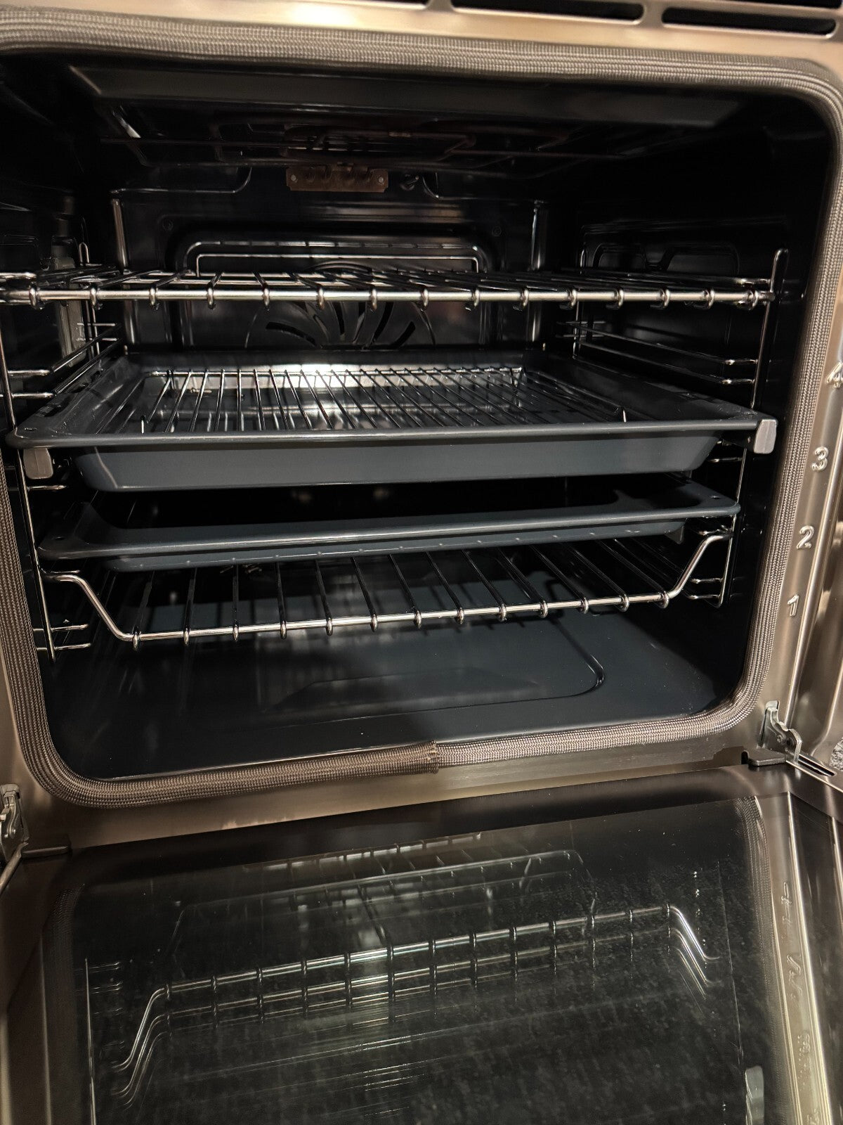 New Bertazzoni Modern F6011MODPTX Built in Wall Oven Cooker Appliance BR2244 /47