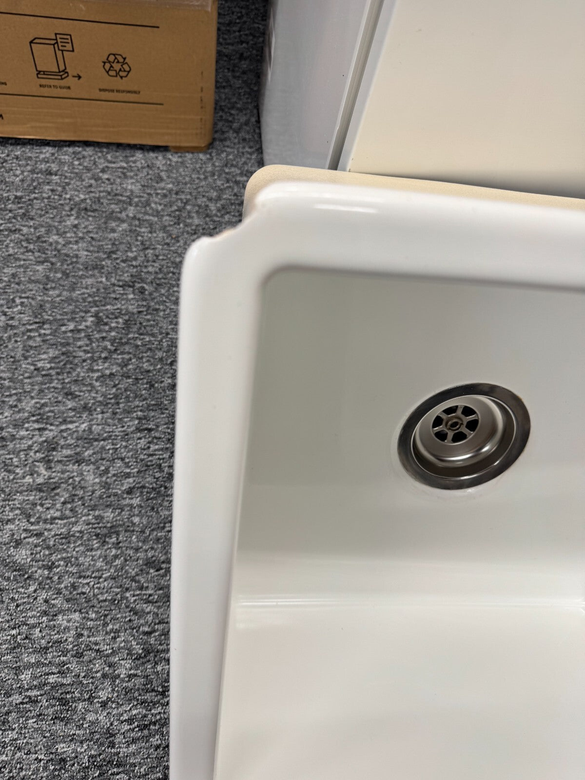Whitebirk Sink Company Croston 362778 white ceramic Kitchen Sink basin BR2214