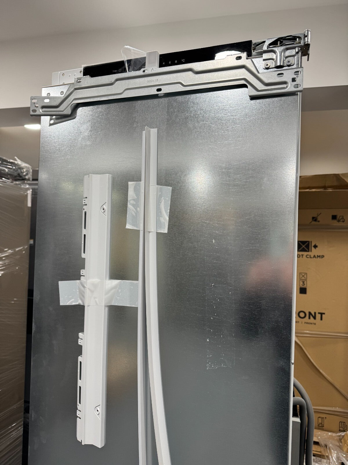 New NEFF KI5872FE0G Built in fridge freezer Integrated refrigeration BR2235