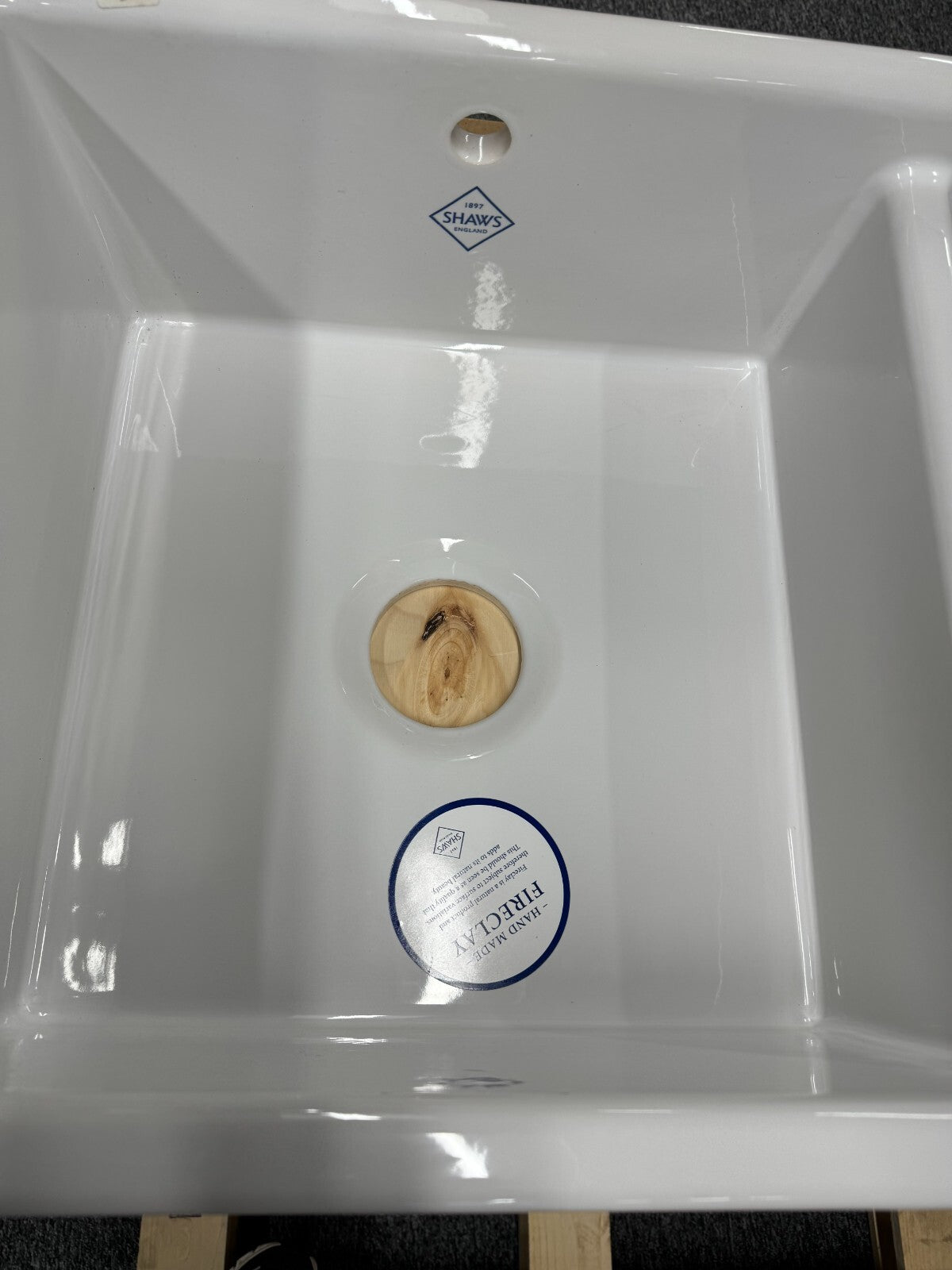 NEW Shaws Of Darwen SCSH900WH Double Bowl Kitchen Sink Basin white BR604
