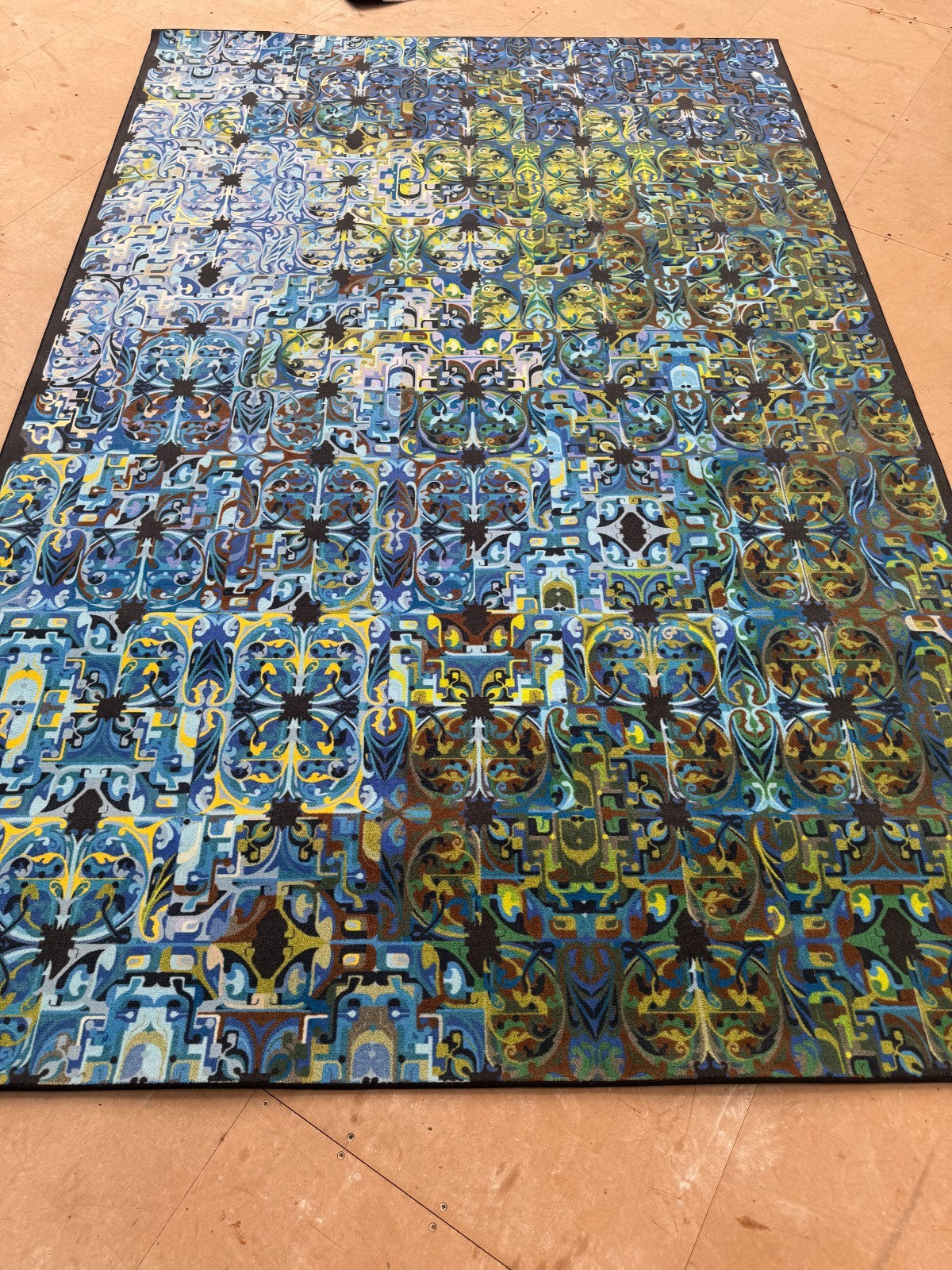 Ex Display Eco Alliance Rug Mat by Moooi Carpets 200 x 300 Designer