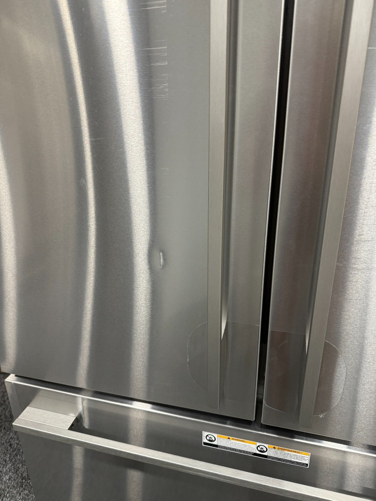 New Fisher & Paykel RF540ADUX6 fridge freezer freestanding French Door appliance