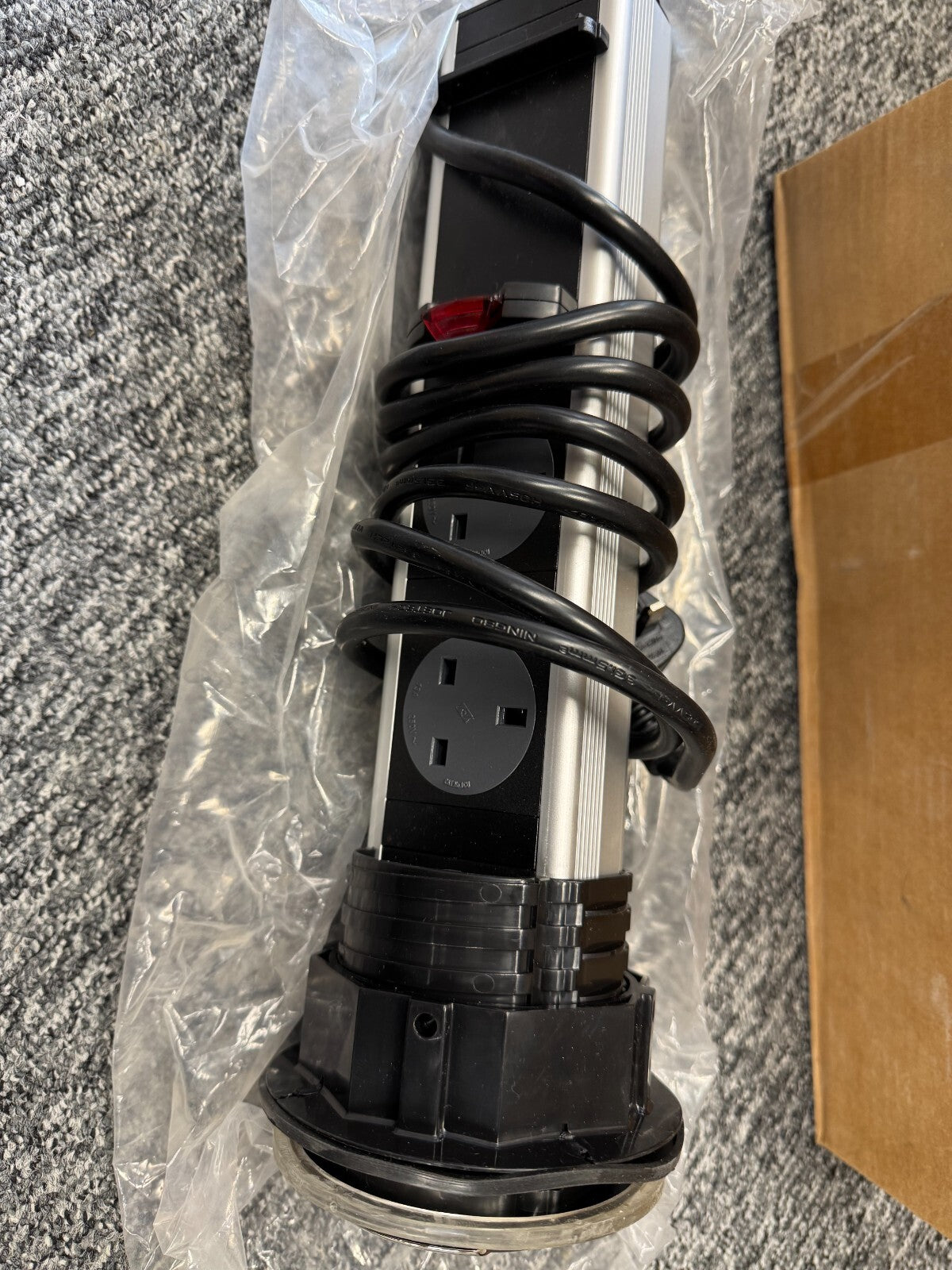 NEW Hafele 822.82.910 SensioPod Vertical Pull up Power dock electric sock BR2112