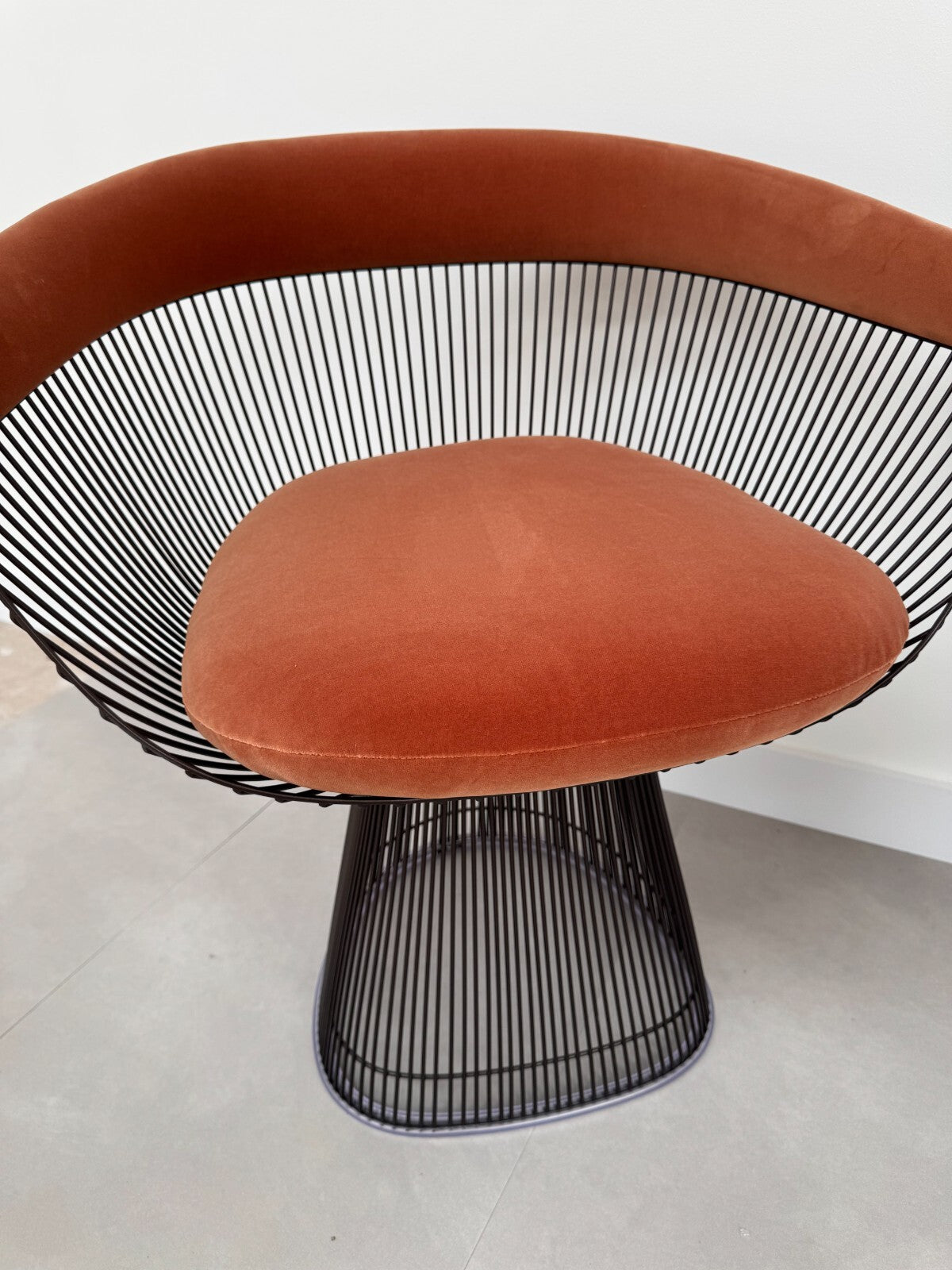 2 Ex Display Knoll Studio Warren Platner Side Chair Orange AX013