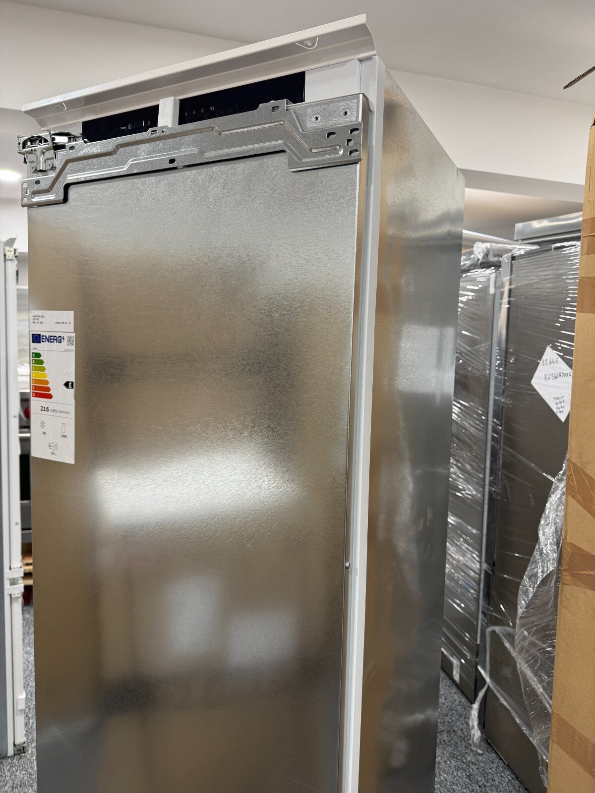 UNUSED Neff KI5872FE0G 177cm Integrated 70/30 Fridge Freezer built in BR2212