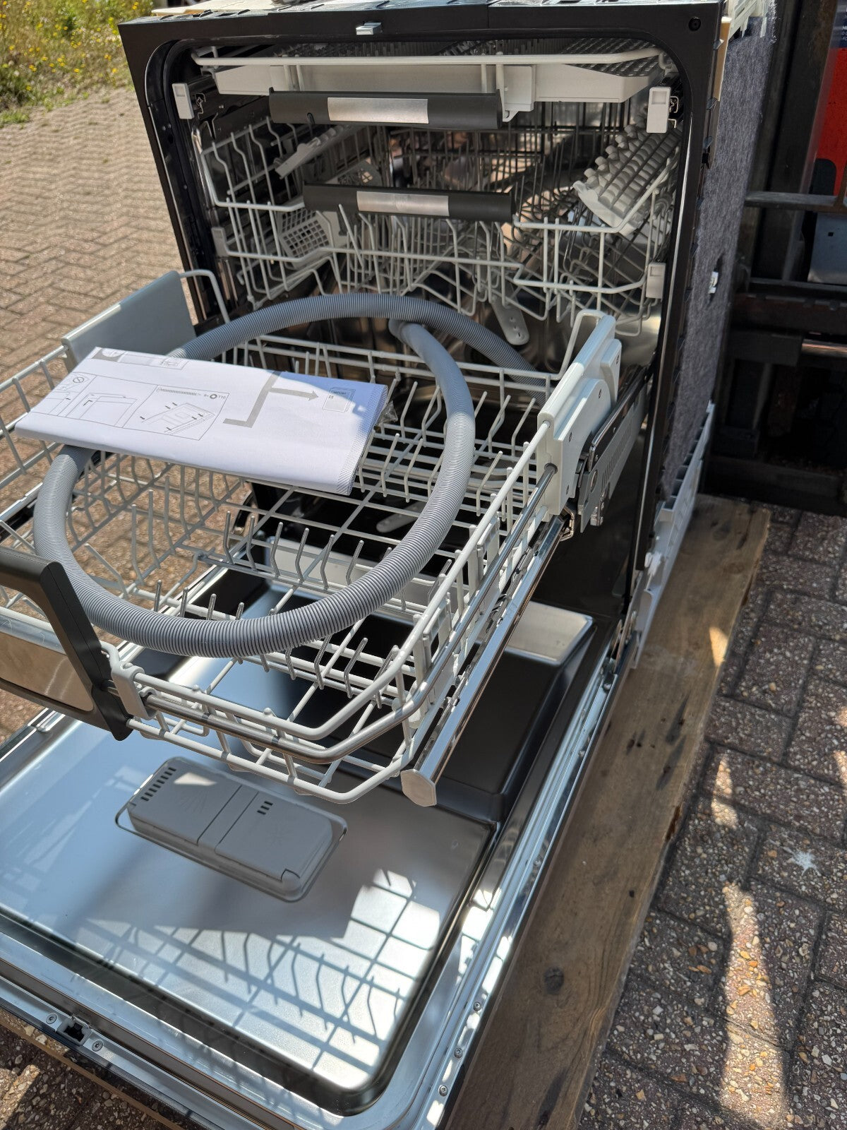 Ex Display UNUSED V-Zug V6000 AdoraDish 60cm Dishwasher With OptiLift BR2311