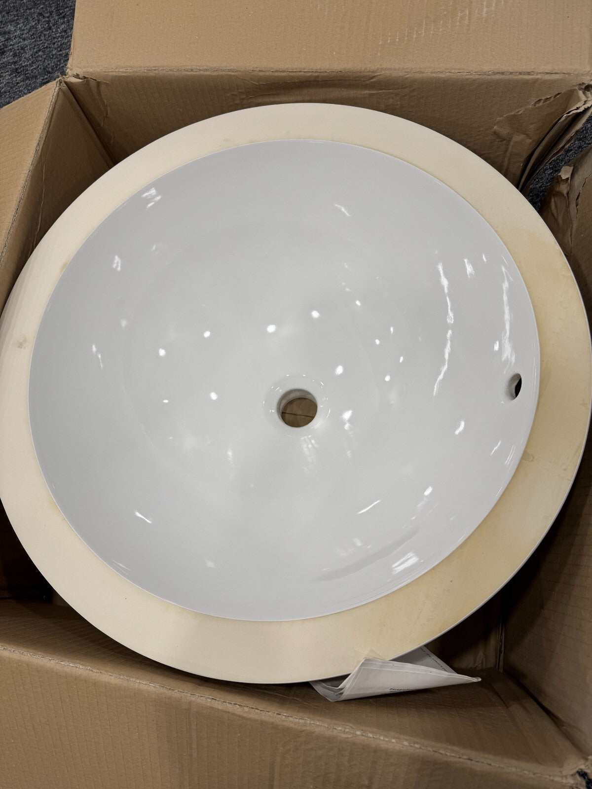 NEW Villeroy & Boch 618043 R2 Loop & Friends basin round white BR2032
