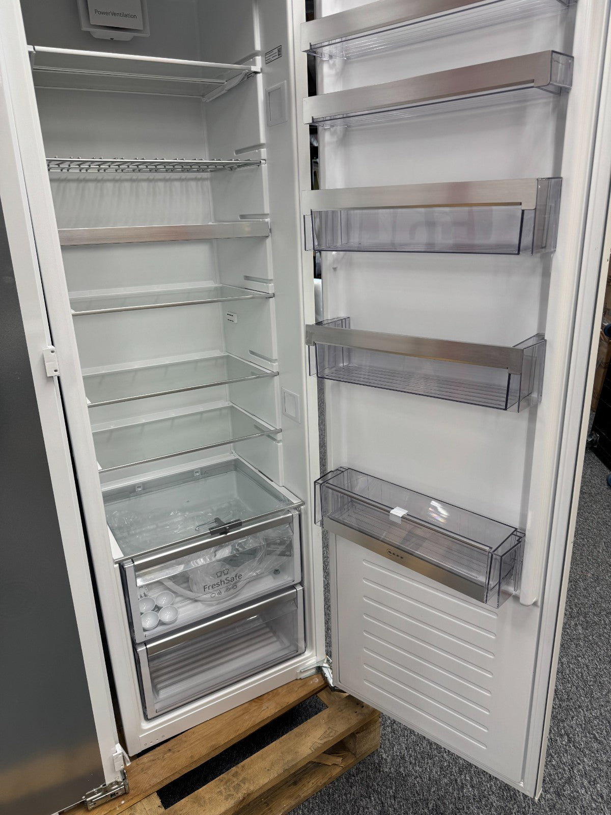 Ex Display Neff KI1813FE0G Integrated Tall Column Fridge Refrigerator BR2357