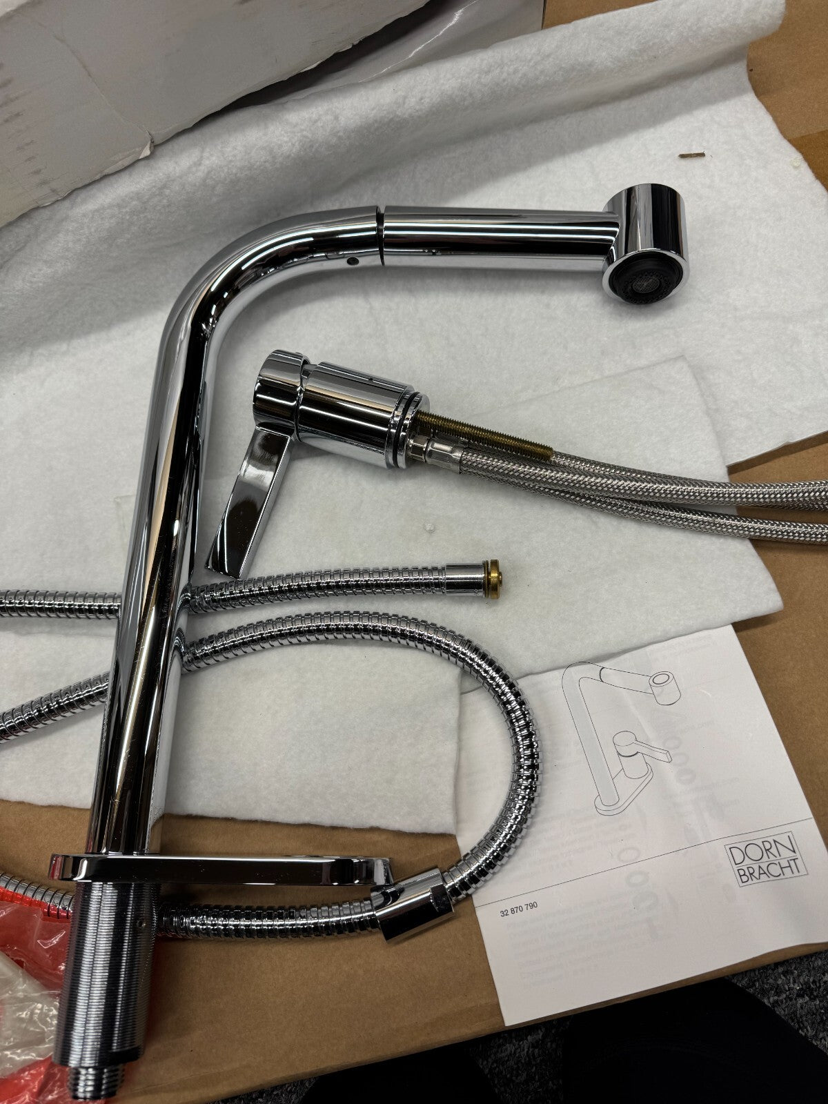 NEW Dornbracht ELIO 32870790 Single lever mixer Pull out spray Kitchen Tap BR755