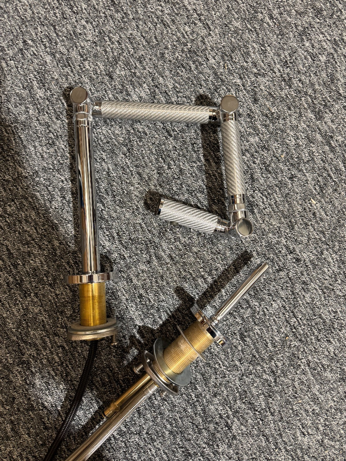 UNUSED Kohler Karbon 2 Hole Stainless & Silver Single Lever Kitchen Tap BR2255