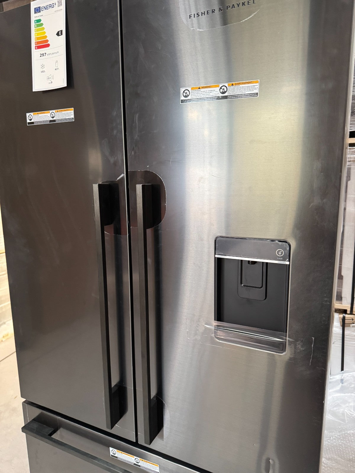 NEW Fisher & Paykel RF540ADUB7  Freestanding French Door Fridge Freezer BR2354