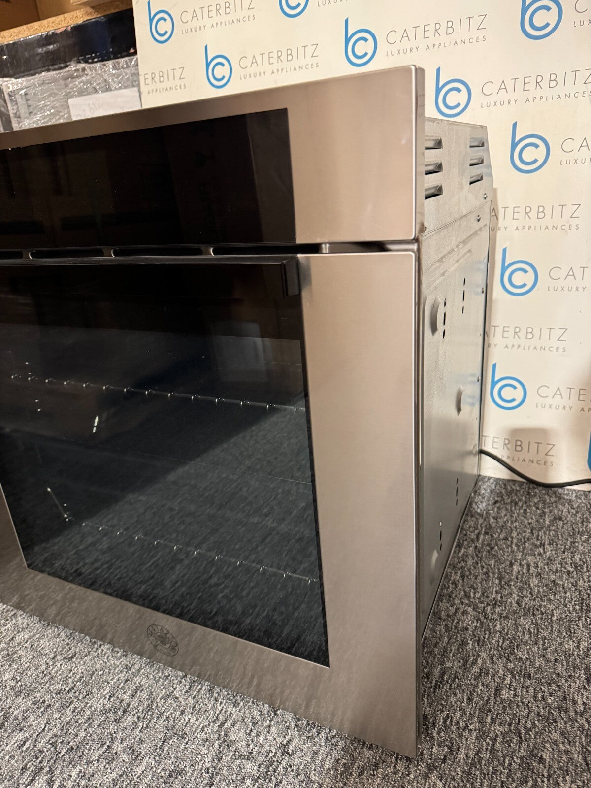 New Bertazzoni Modern F6011MODPTX Built in Wall Oven Cooker Appliance BR2244 /47