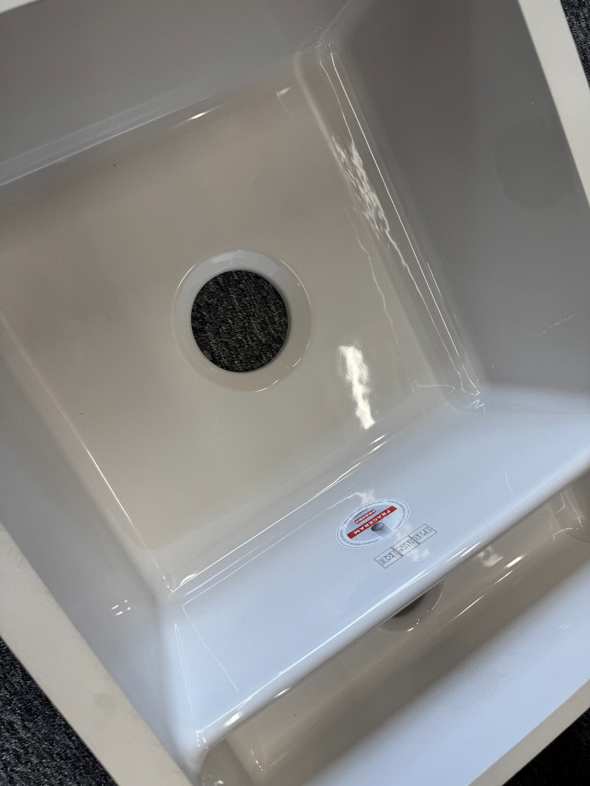 NEW KUBUS KBK 160 REV White 126.0438.484 white Kitchen Sink Basin BR2221