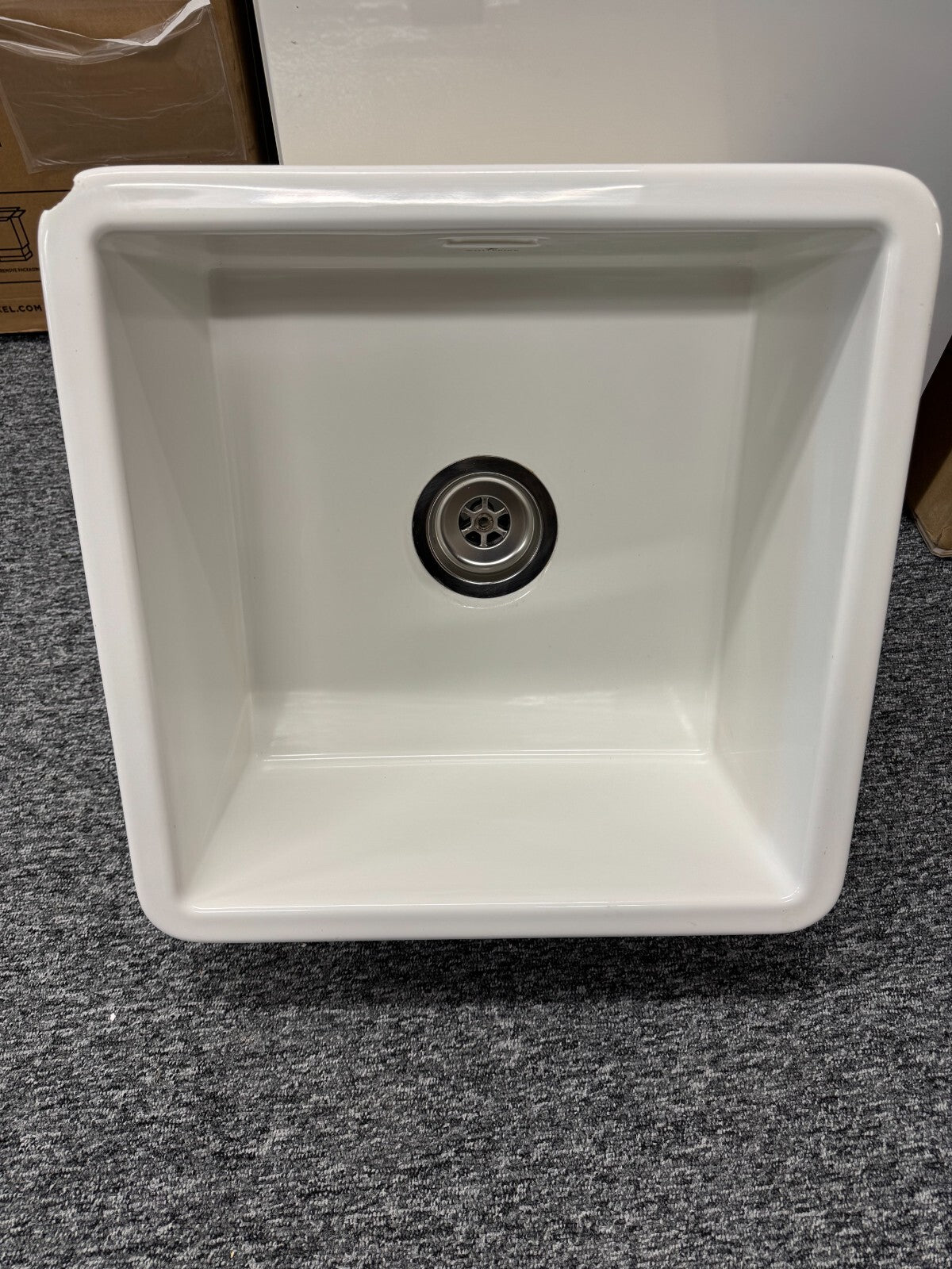Whitebirk Sink Company Croston 362778 white ceramic Kitchen Sink basin BR2214