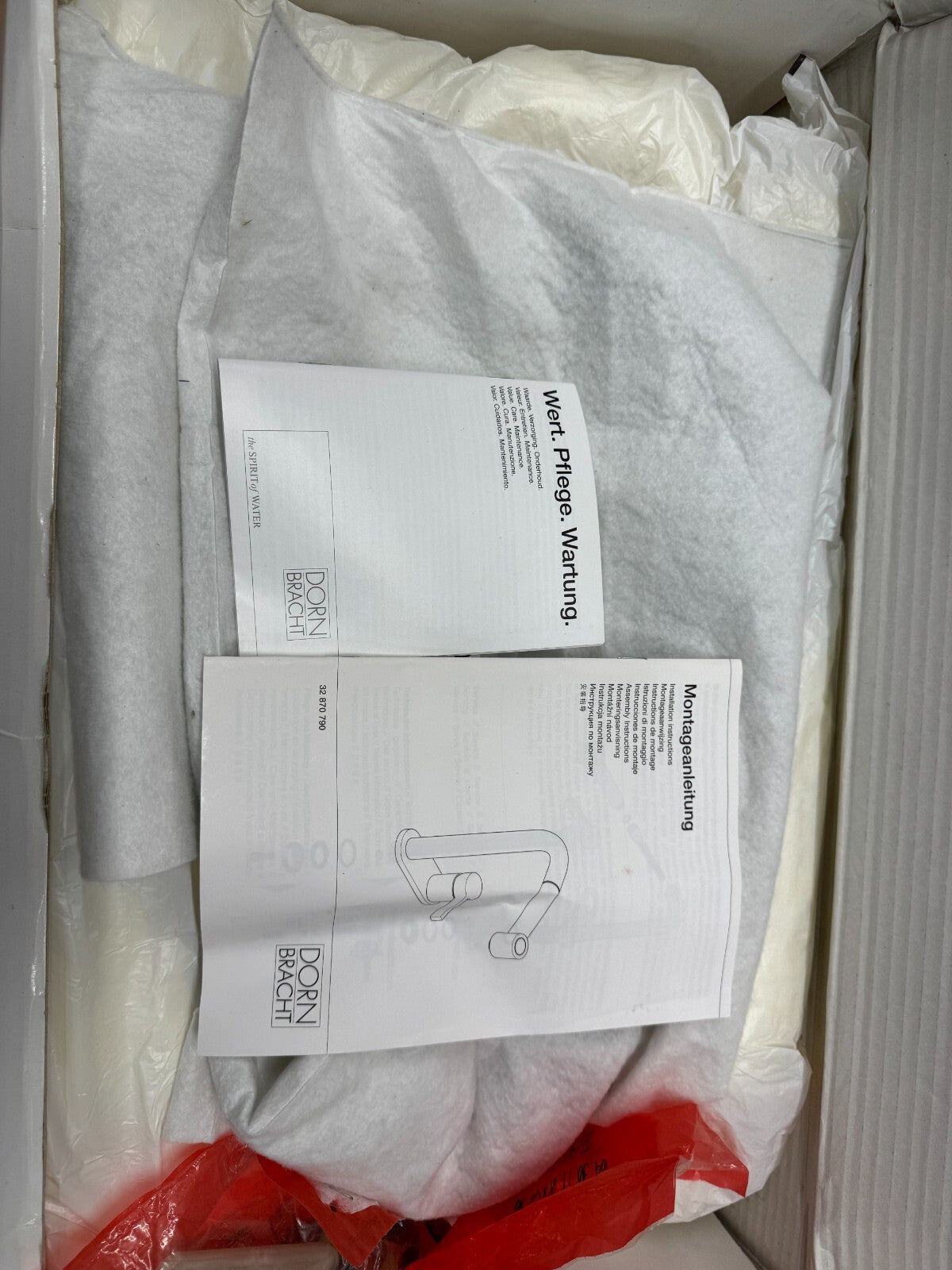 NEW Dornbracht ELIO 32870790 Single lever mixer Pull out spray Kitchen Tap BR755