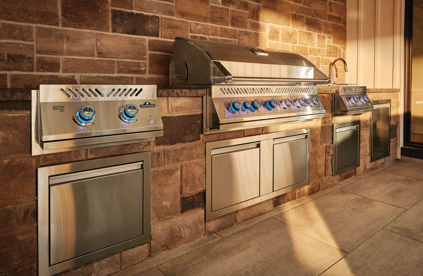 Napoleon 18 x 16 Stainless Steel Single Door Outdoor Kitchen Component