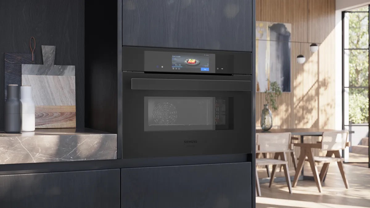 Siemens StudioLine iQ700 Built-In Oven with Microwave