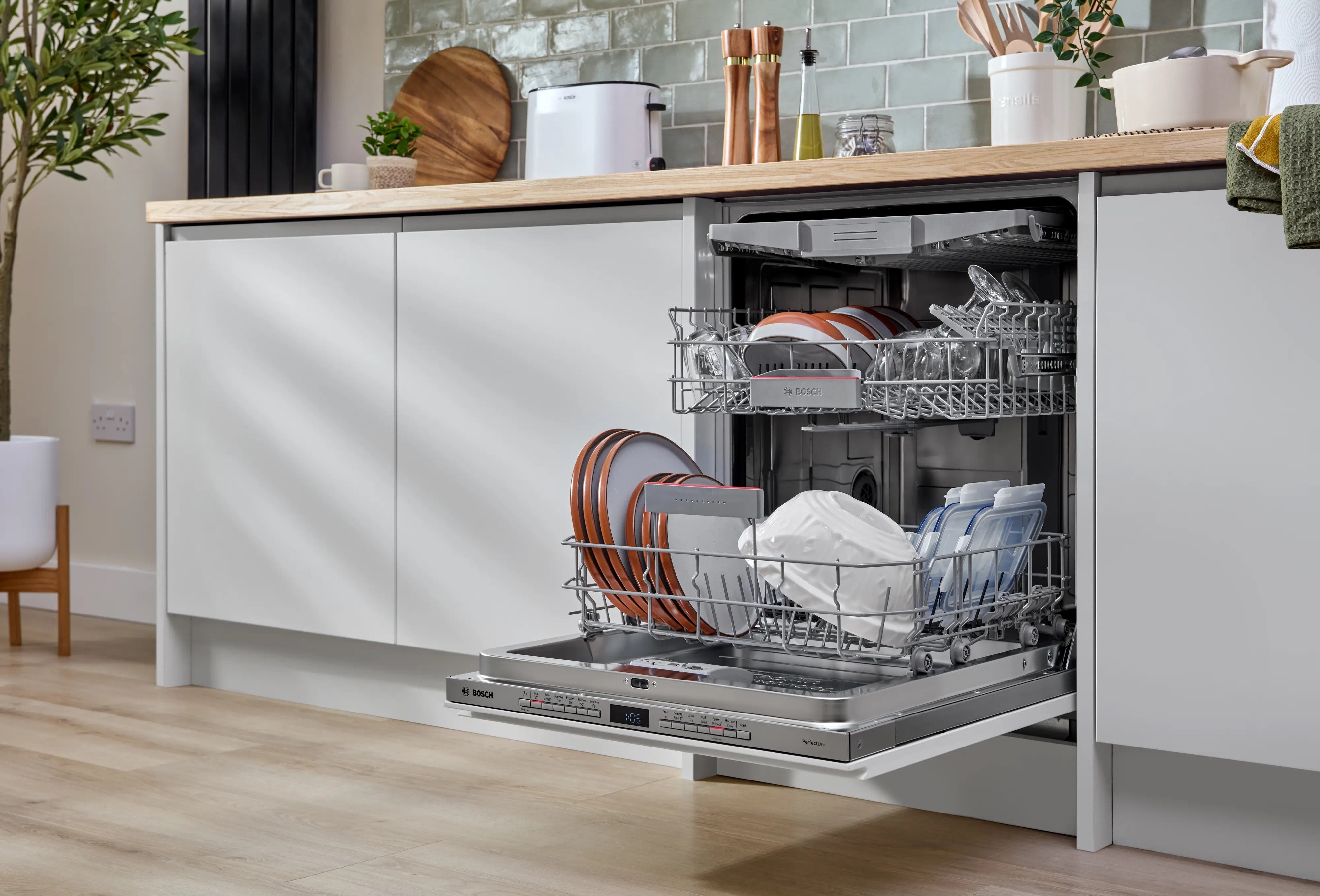 Bosch Series 6 Fully-integrated dishwasher 60 cm - SMV6ZCX10G