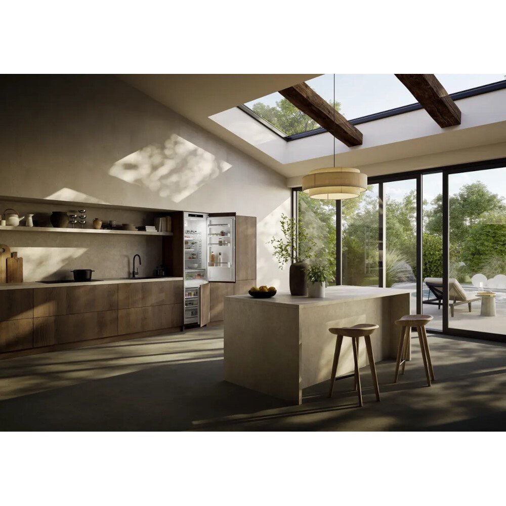 Liebherr ICNSd 5603 pure NoFrost Integrated fridge-freezer